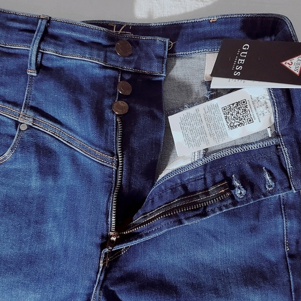 GUESS Jeanologia Retro High Rise V-Yoke Denim Jeans NWT - Picture 11 of 15